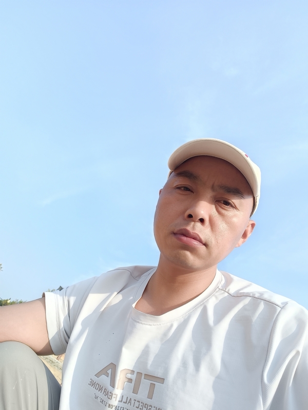 哥哥的第一张照片--山东王婆说媒