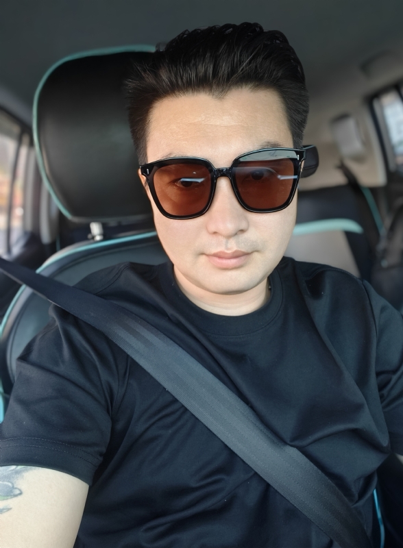 凡哥的第一张照片--山东王婆说媒