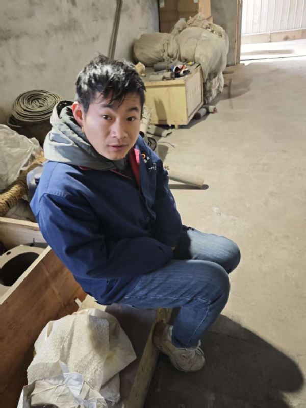 热爱生活的闫某的第一张照片--山东王婆说媒